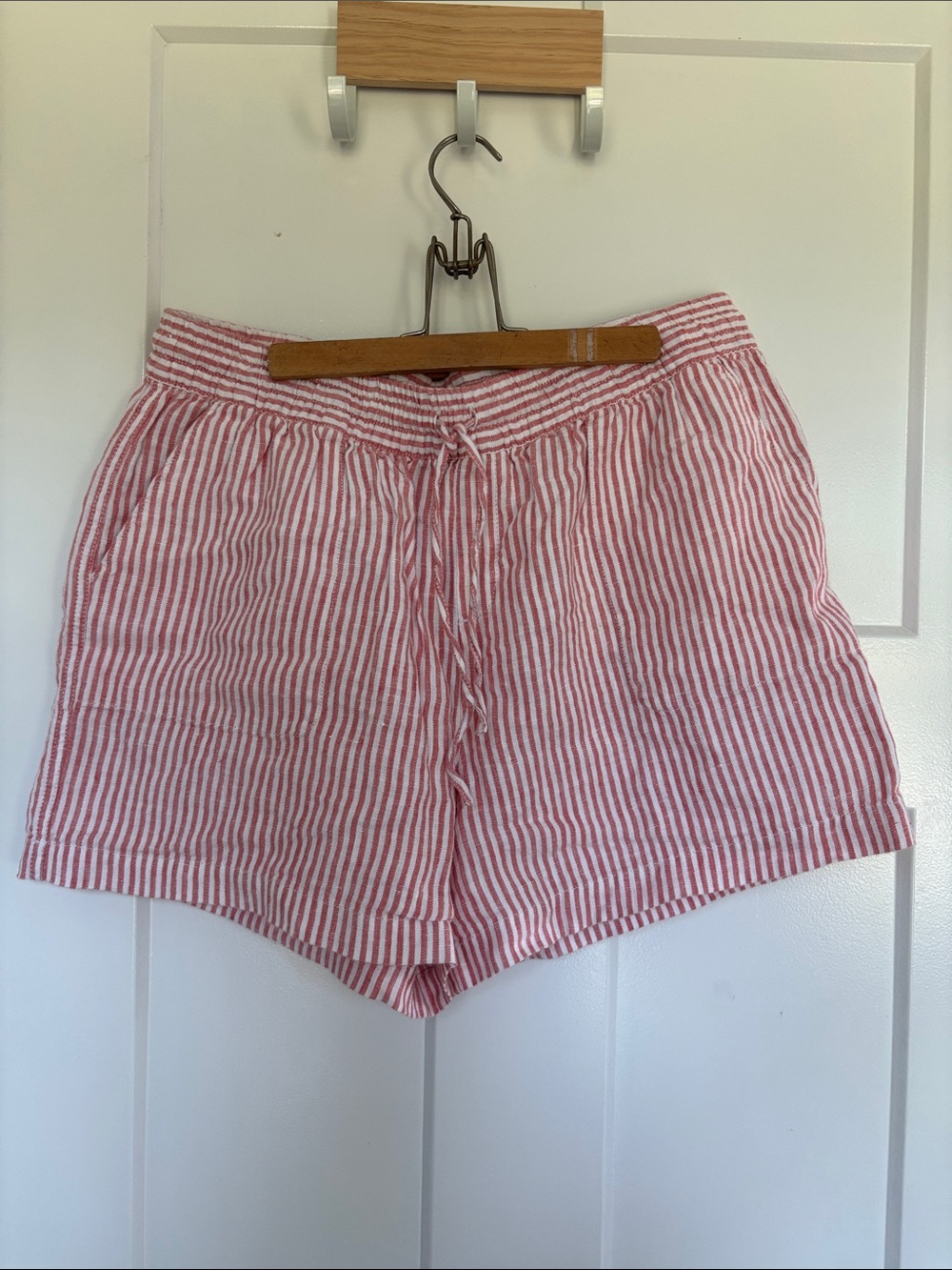 Garnet Hill red and white stripe linen shorts